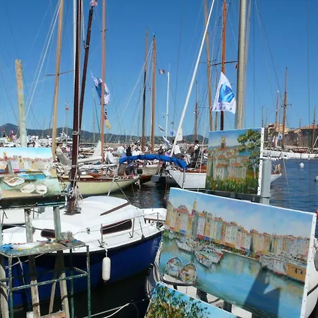 Les Romarins Holiday home *
